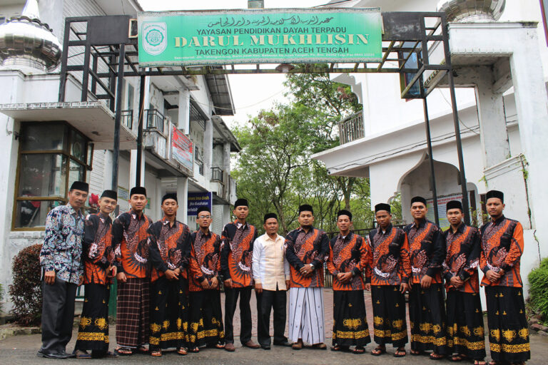 Dewan guru dayah Darul Mukhlisin Bebesen. (Doc Dayah)