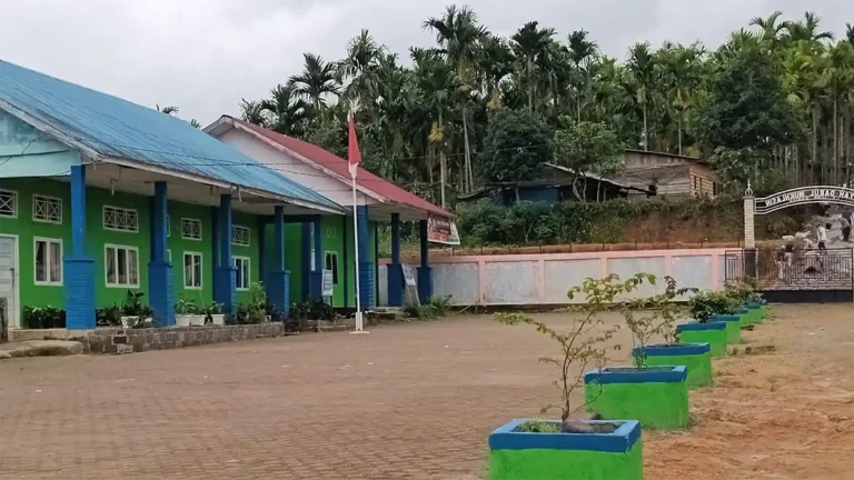 Gedung Sekolah Dayah Darul Mukhlasin Alur Gading. (Doc Dayah)