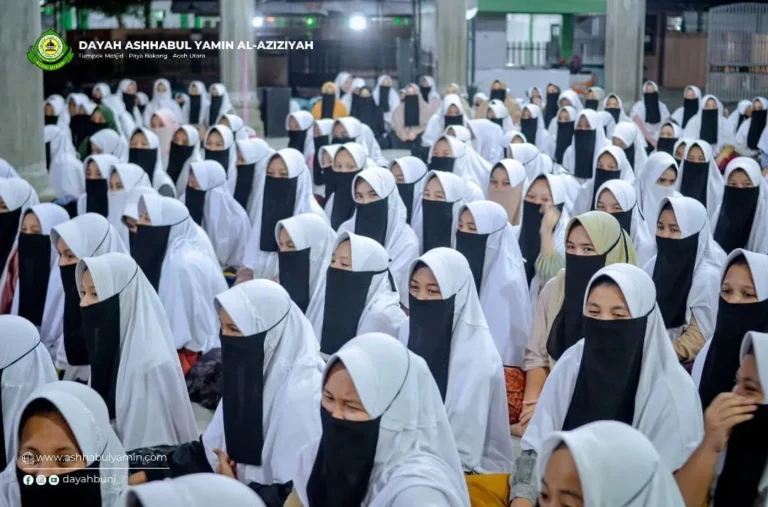 Santriwati Dayah Ashhabul Yamin Paya Bakong. (Doc Dayah)
