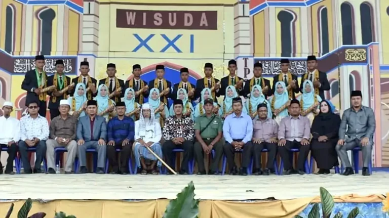 Wisuda Dayah Nurul Iman Cot Girek. (Doc Dayah)